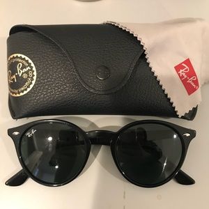 RAY BAN 2180 ROUND SUNGLASSES